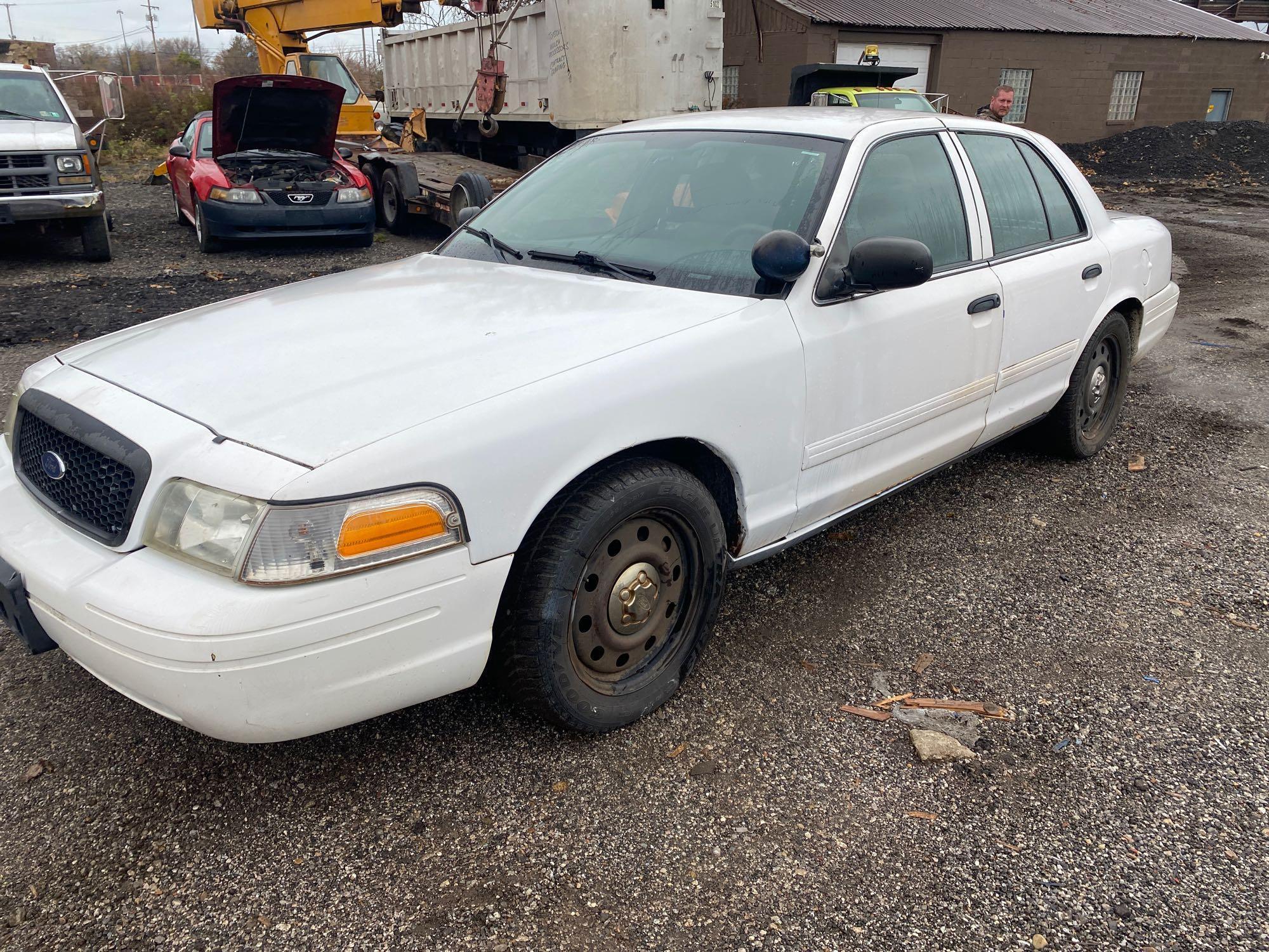 2009 Ford Crown Victoria Ex Cop Car