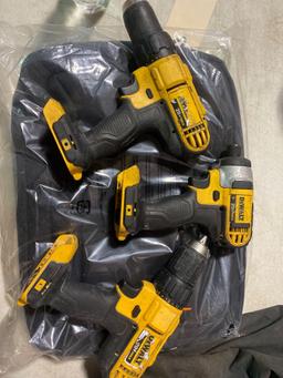 (3) Dewalt Drills & Bag. 2-20v drills, 1-20v impact.