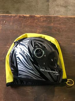 SCORPION EXO Motorcycle Helmet size Small