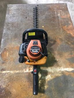 Tanaka THT2100 Hedge Trimmer