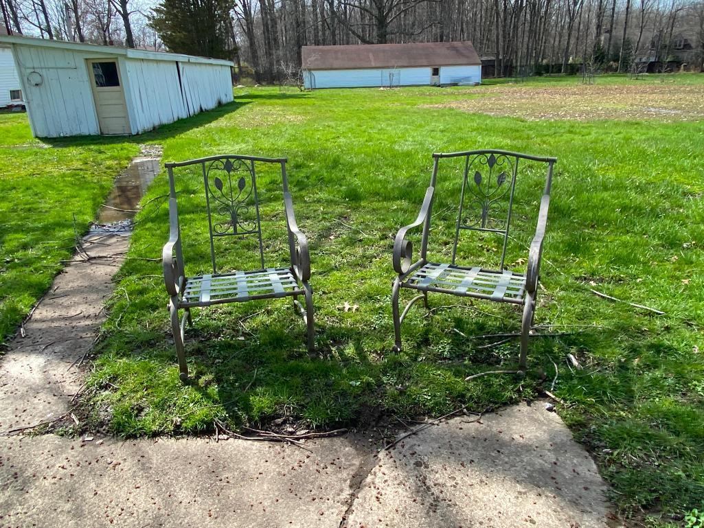 2 Patio Chairs