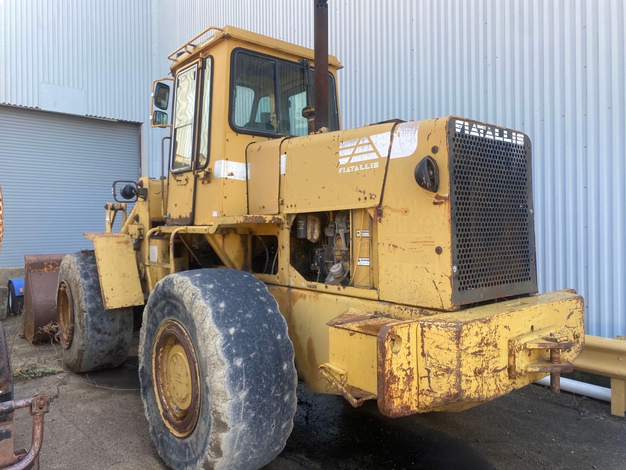 Fiat Allis FR15B Solid Tire Articulating Wheel Loader