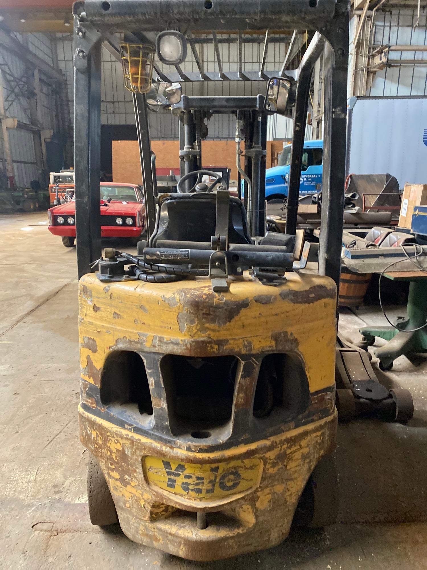 Yale Triple Mast LP Forklift