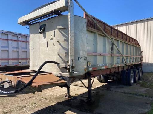 City Welding and Manufacturing Co 30ft Tri-Axle Aluminum Dump Trailer