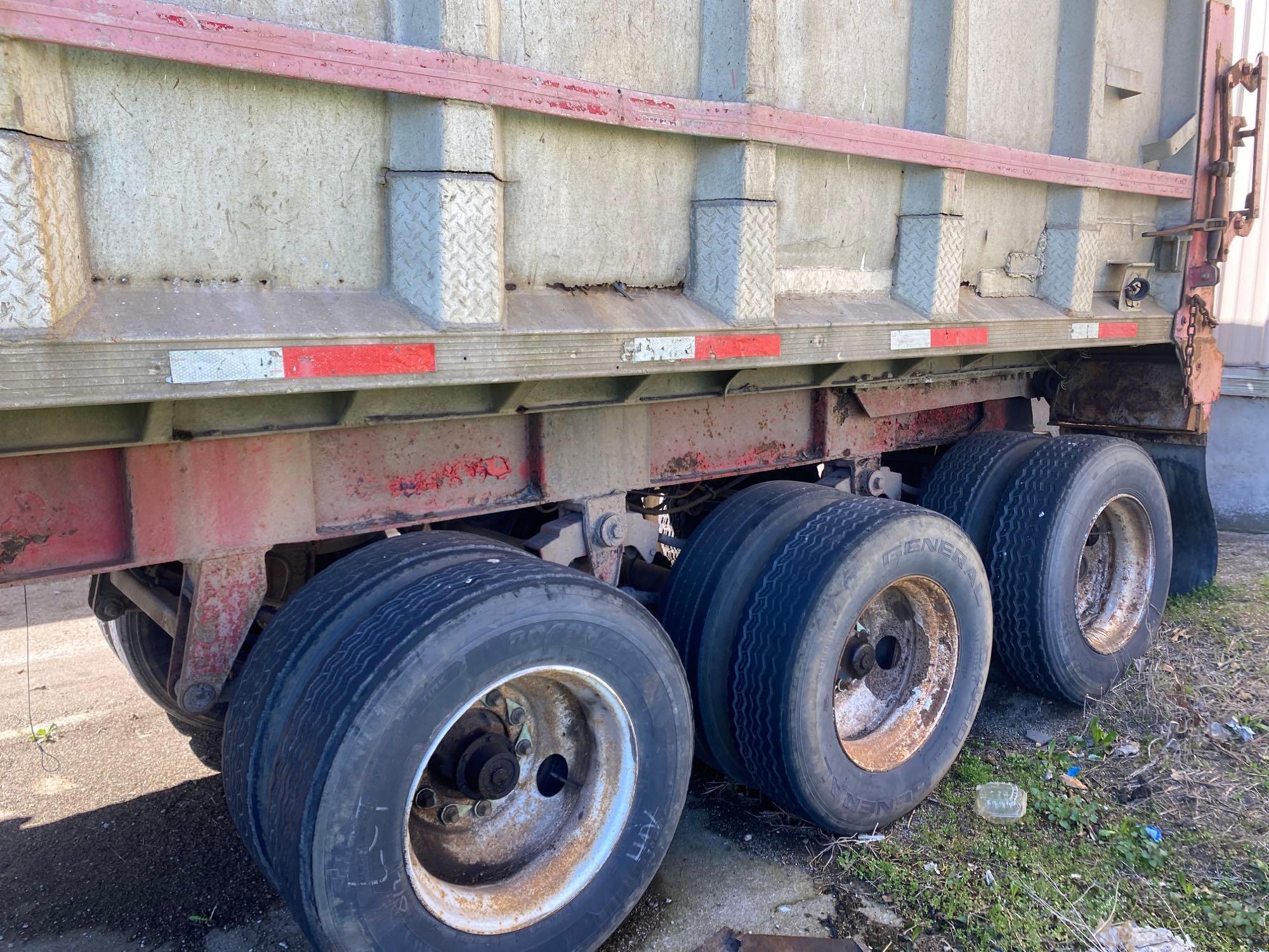 City Welding and Manufacturing Co 30ft Tri-Axle Aluminum Dump Trailer