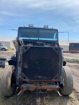 1998 Freightliner FLD120 Parts Tractor/Truck