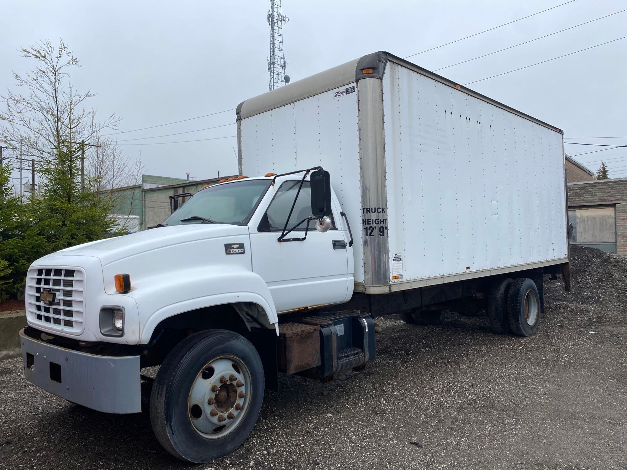 1999 Chevy C6500 20ft Box Truck