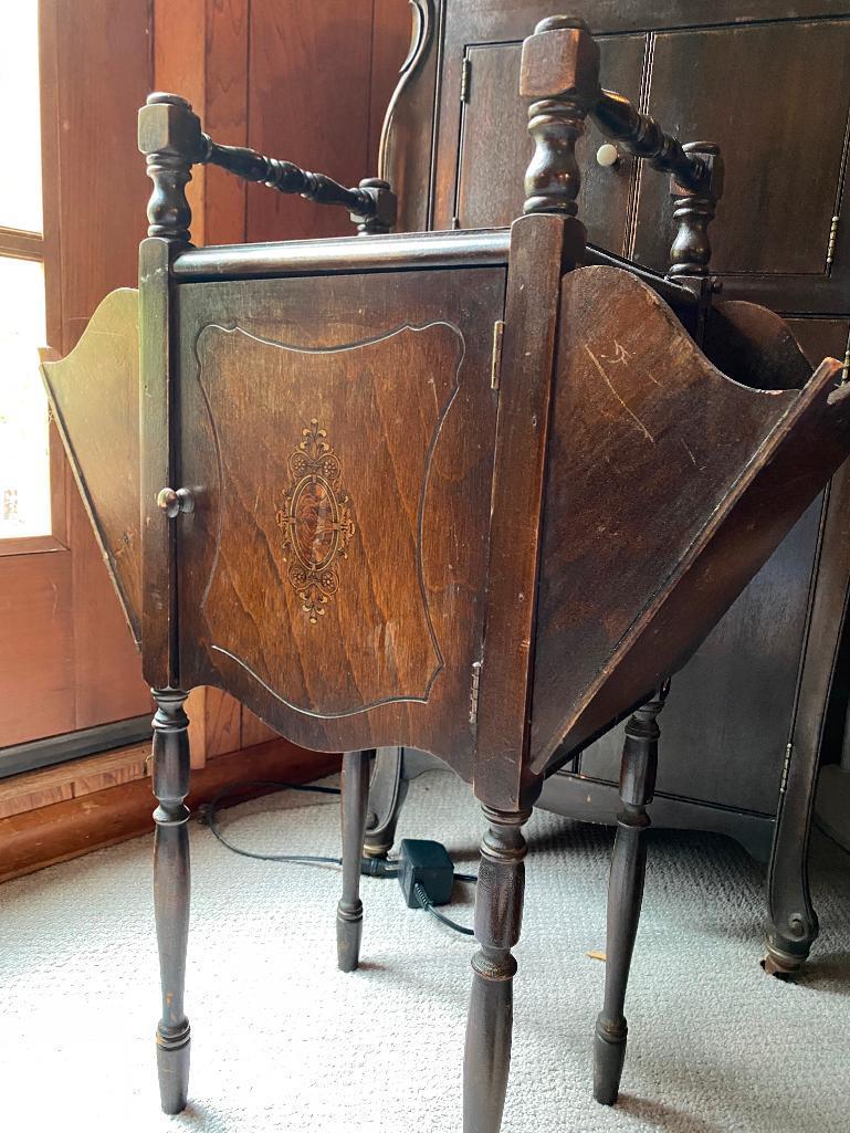 Copper Lined Table Humidor with Magazine Racks