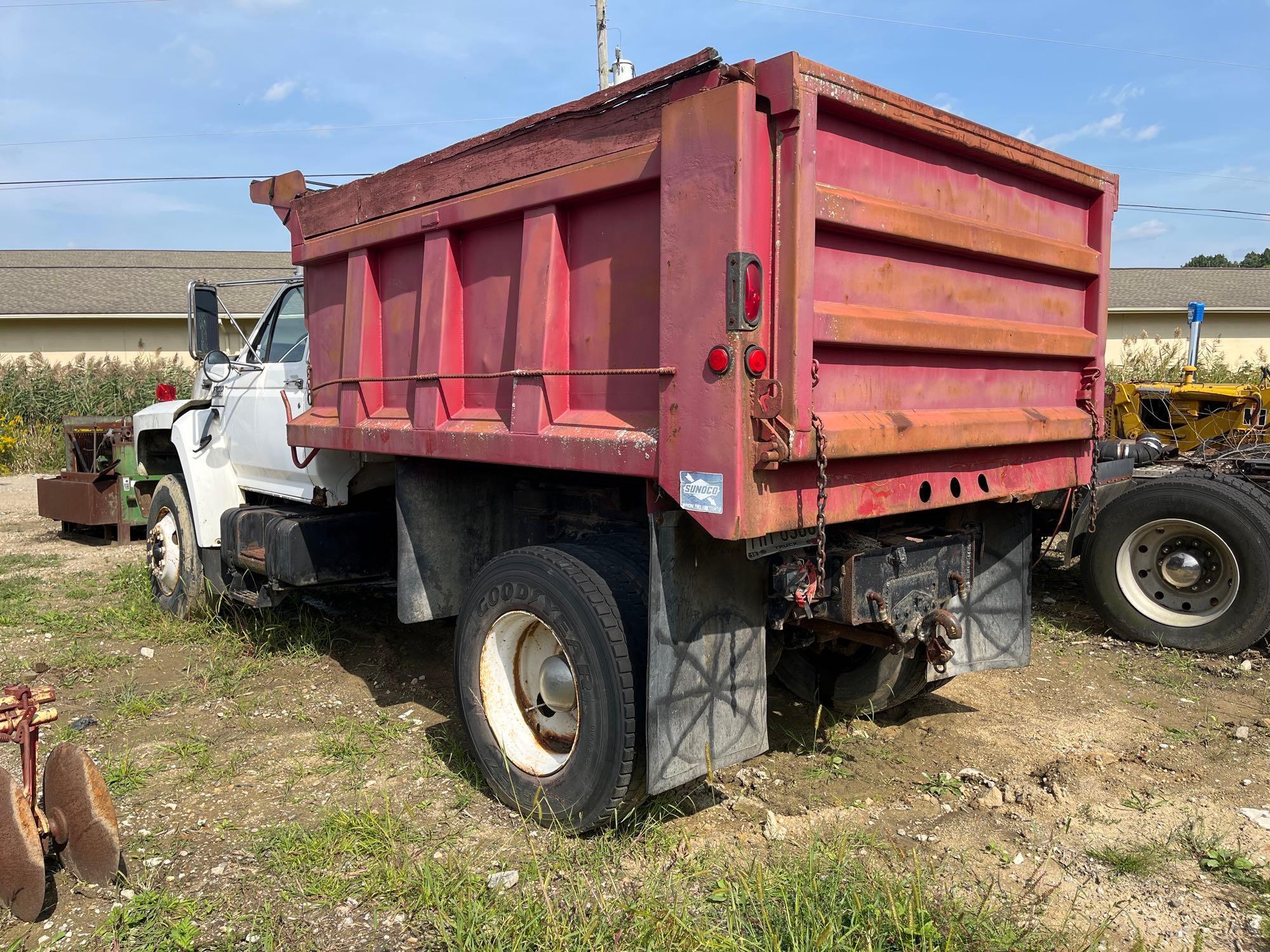 Ford F-800 Dump