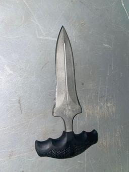 Collectible "Total Recall" Dagger