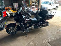 2007 Harley-Davidson FLHTCUI Motorcycle