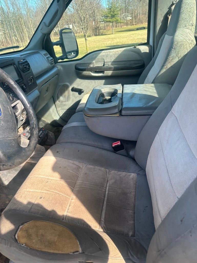 2007 Ford F-550 Truck (located off-site, please read description)