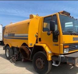 1990 Ford Street sweeper (located off-site, please read description)