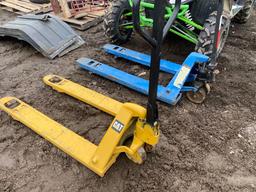 (2) Working Pallet Jacks