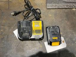 Dewalt Battery+Charger