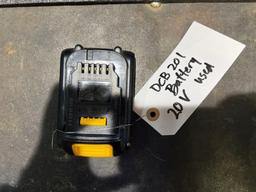 Dewalt Battery+Charger