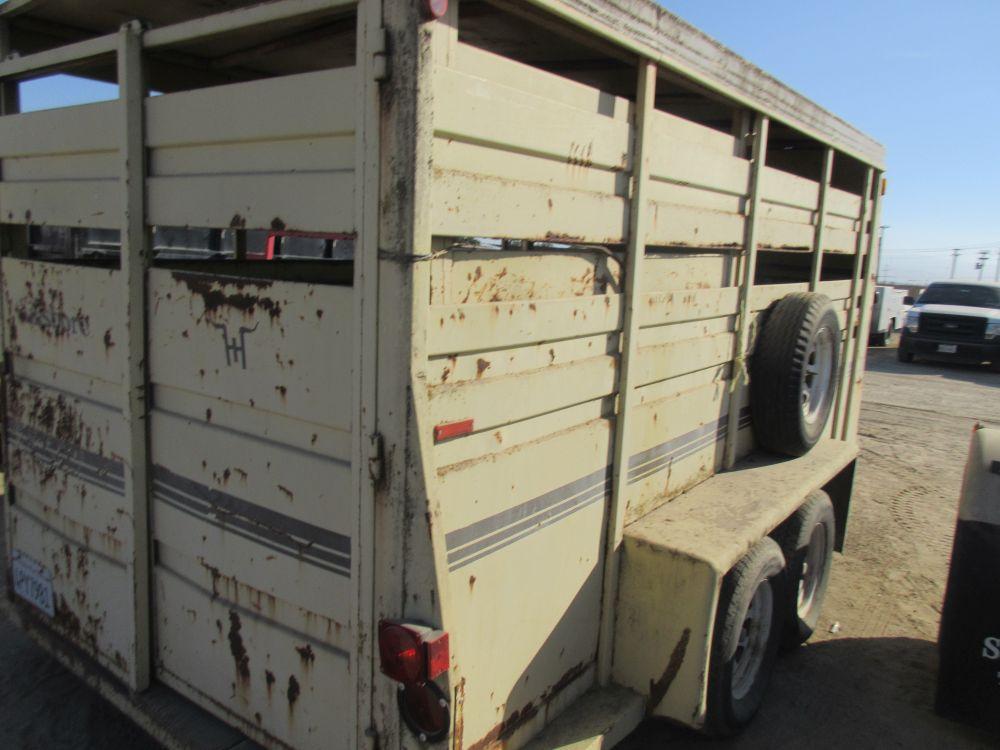 1988 Hillsboro Tandem Axle Horse Trailer