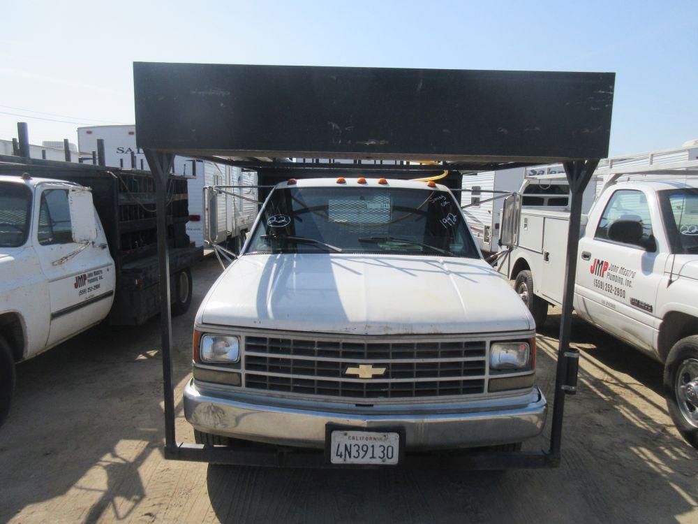 1992 Chevy 3500 FB w/ Ladder Rack