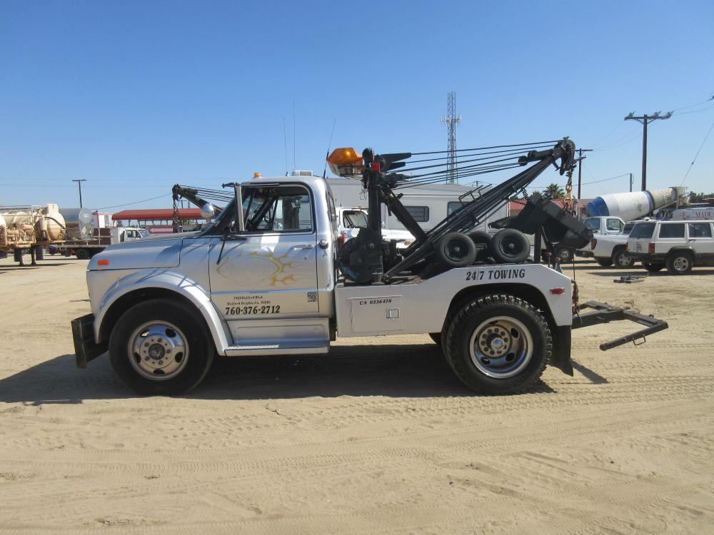 1972 Chevy Gas Tow Truck.