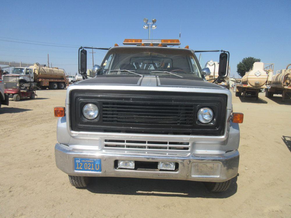 1974 Chevy Gas Tow Truck