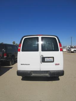 2005 GMC 3500 Cargo Van