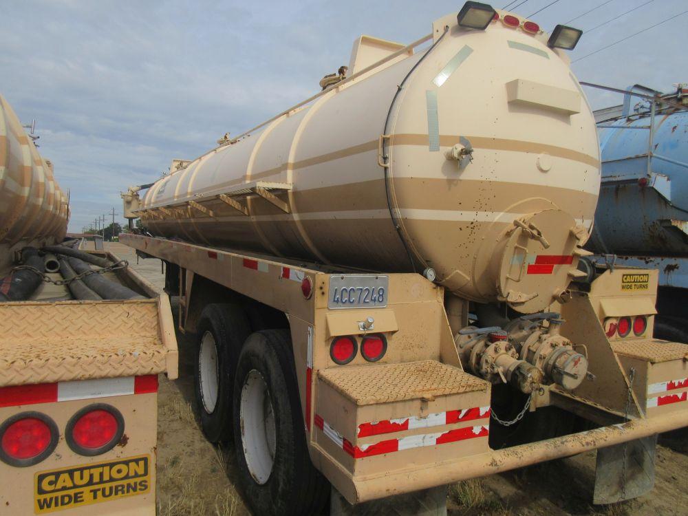 1982 FRELL 2 Axle Vac Trailer