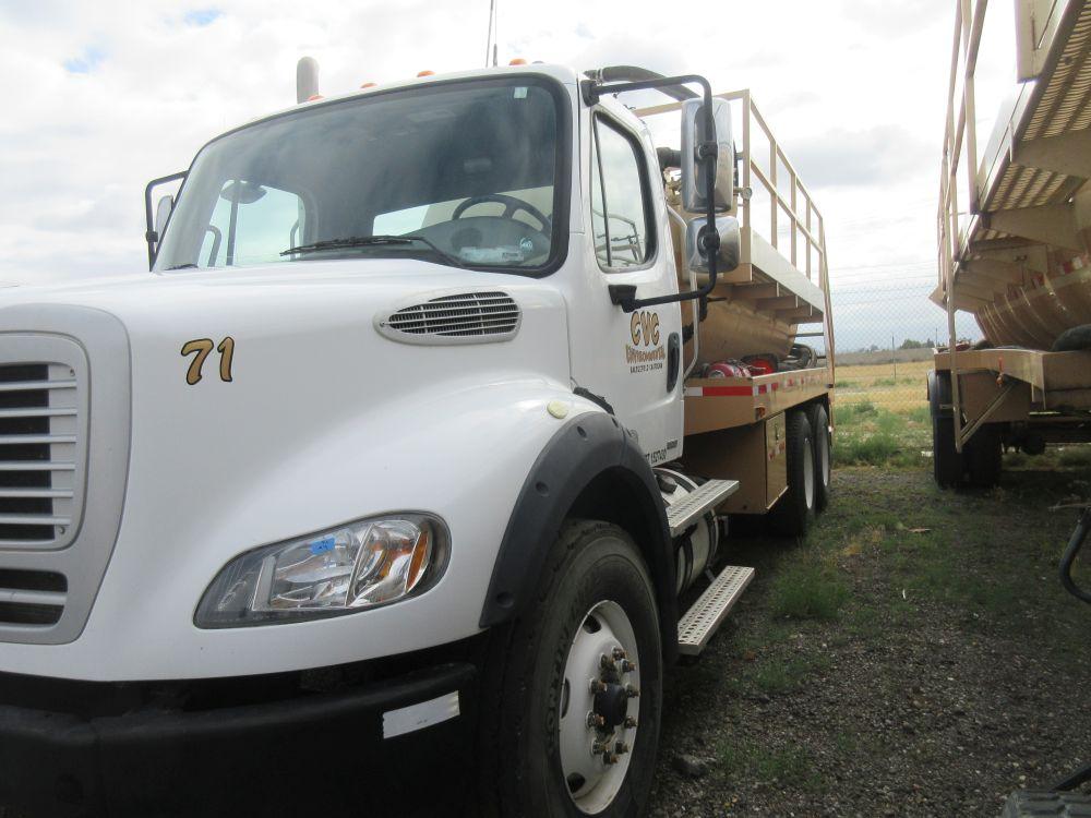 2012 Freightliner Business Class M2 Vac Truck w/Tank