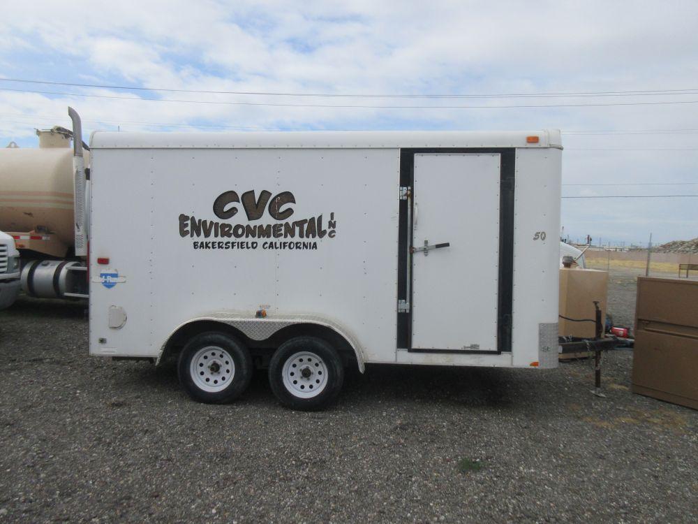 2010 Interstate 2 Axle Enclosed Trailer