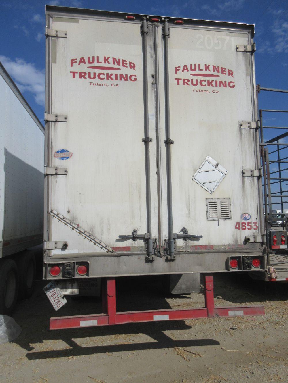 2004 Utility 53' Semi Trailer