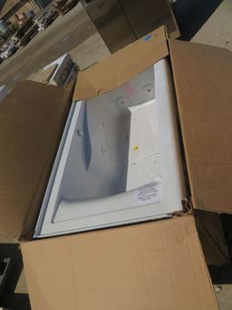 Jet Tub in Box