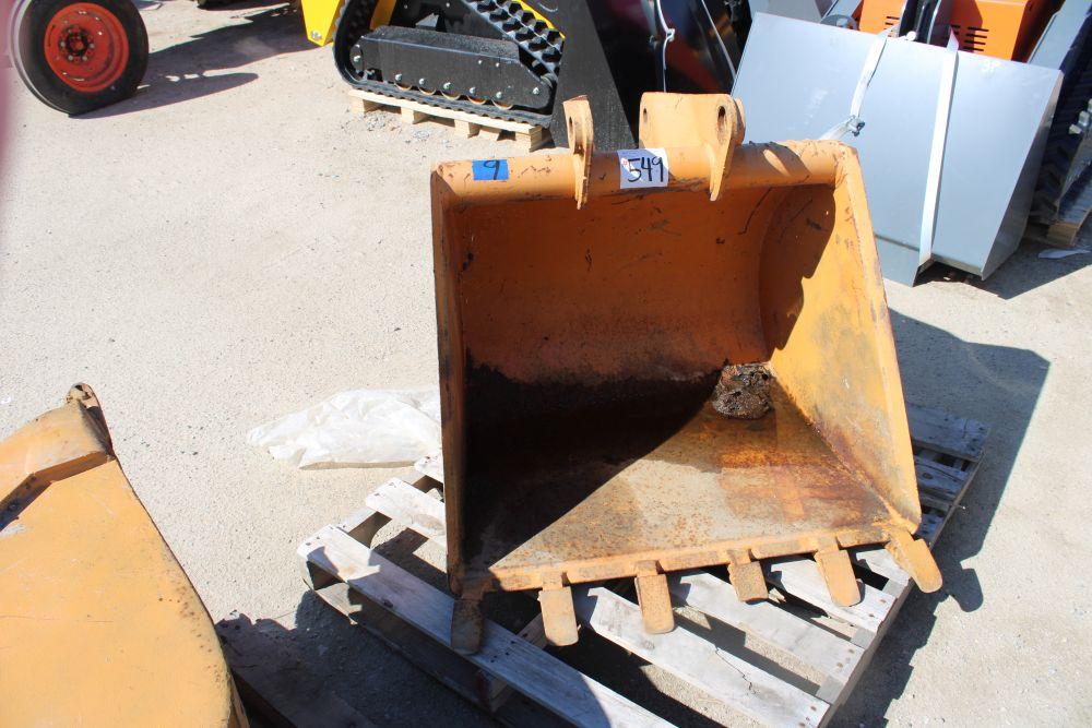 34in Wide Mini Excavator Bucket