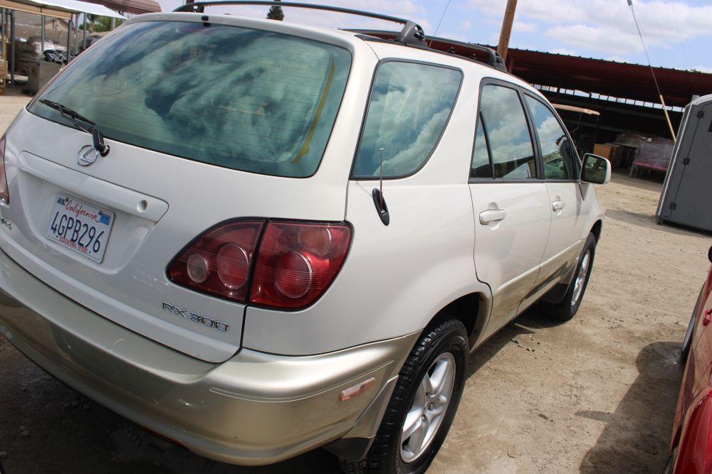 1999 Lexus RX300 Suv