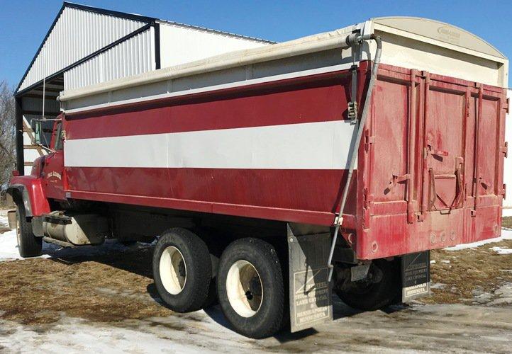 1994 Ford L-8000 Grain Truck