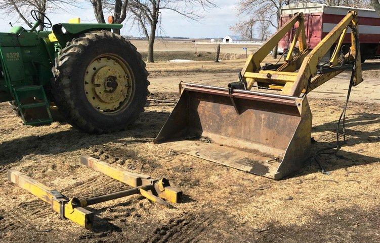 Miller #12 Loader (yellow) w/Brackets