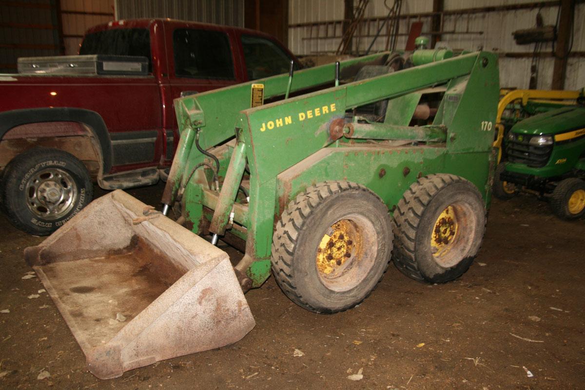 JD 170 Skid Loader, Wisconsin gas engine