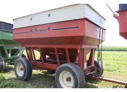 Demco 365 Gravity Wagon