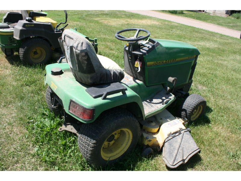 JD 425 Mower w/54” Deck & Hyd. Lift