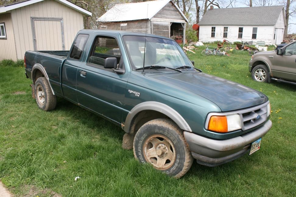 1997 Ford Ranger XL Pickup w/Extended Cab