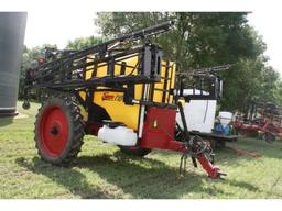  Demco 1250 Sprayer w/HD 90’ Booms