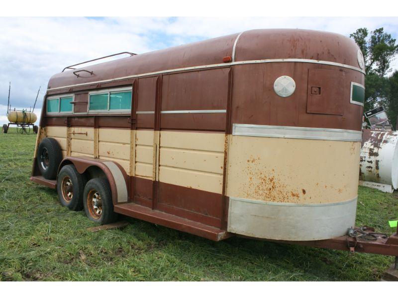 1981 Kiefer Built Steel 6’x18’ Bumper Pull Horse Trailer