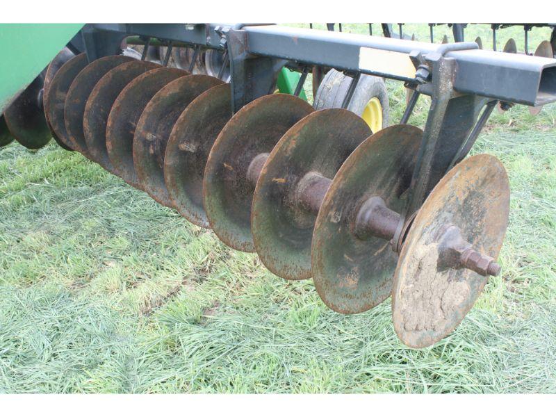 JD #630 16’ Tandem Disc w/20” Blades & 3 Bar Harrow – VG Cond.