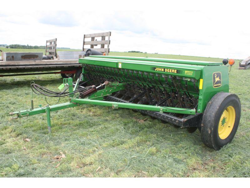 JD #450 - 14’ Grain Drill on Low Rubber w/Grass Seed – Sharp!