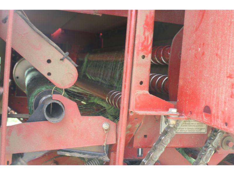 NH BR7090 Round Baler