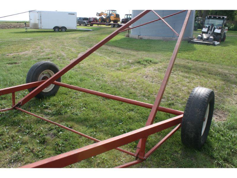 Feterl 8”x60’ Auger w/Side PTO & Mechanical Lift (red)