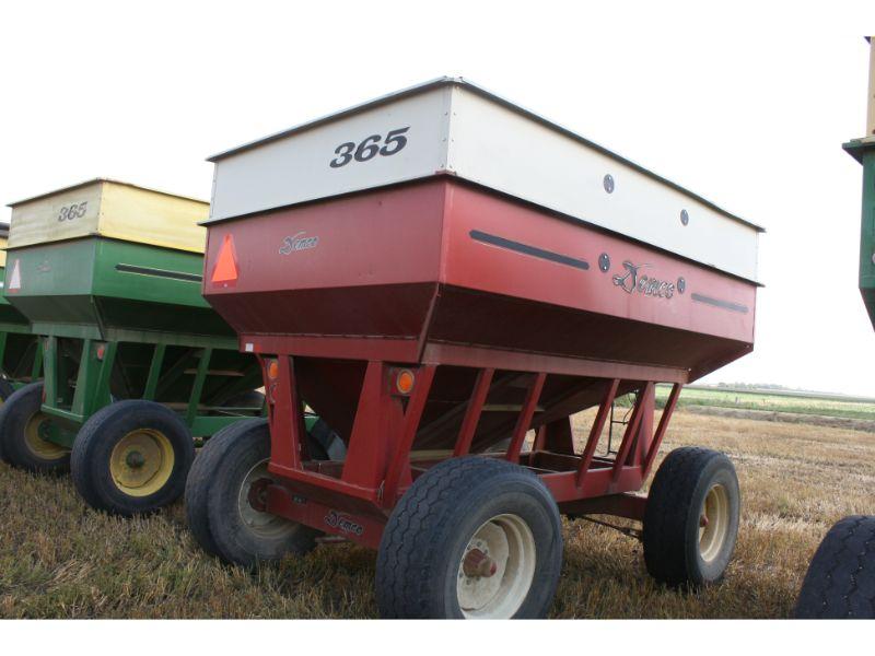 Demco 365 Bu. Gravity Wagon w/Box Extensions, Lights