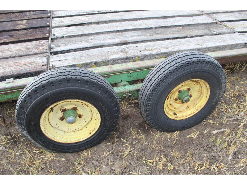 JD 28’ Implement Trailer – Good Tires