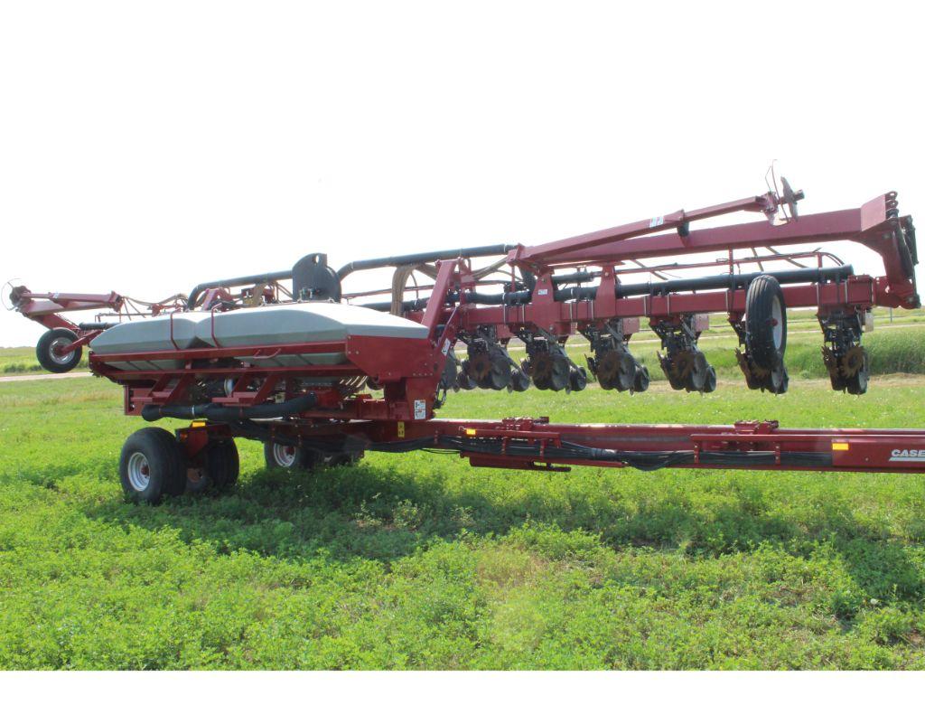 Case-IHC 1200 16 RN 30” planter