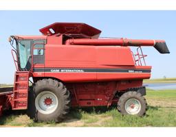 Case-IHC 1660 axial-flow diesel combine