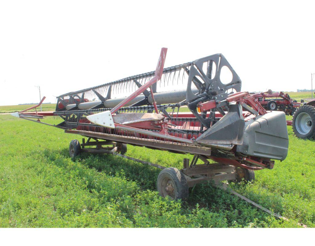 Case-IHC 1025 25’ soybean flex head with factory head carrier