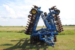 2013 Landoll 6230 29” cushion gang hydraulic fold tandem disk with tine mulcher (like new);